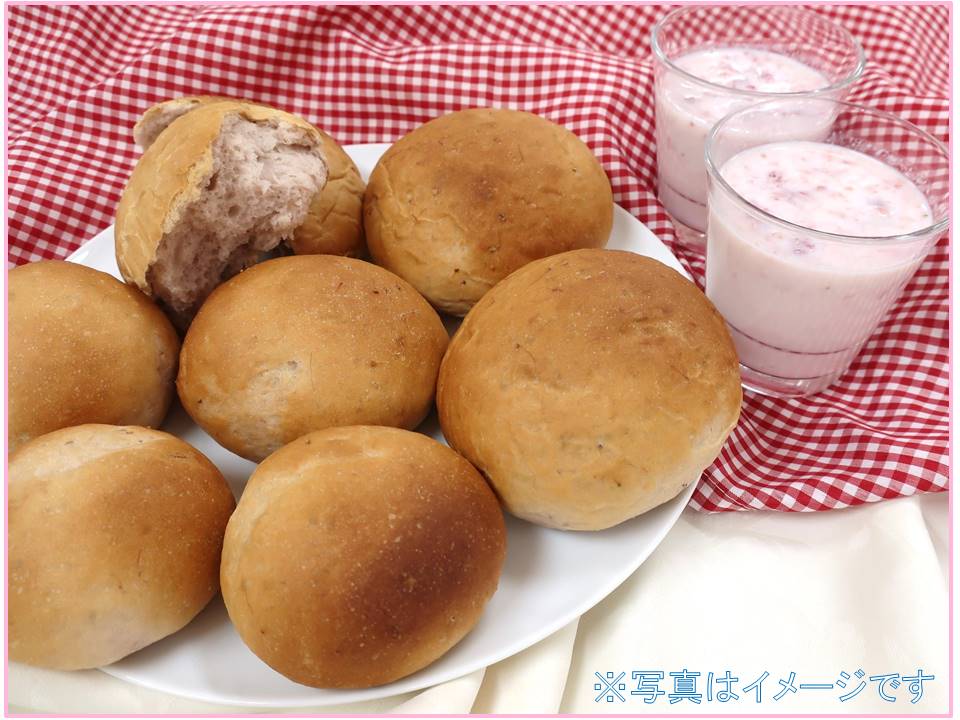 いちごを収穫していちごミルクパンを作ろう （いちご牛乳付）